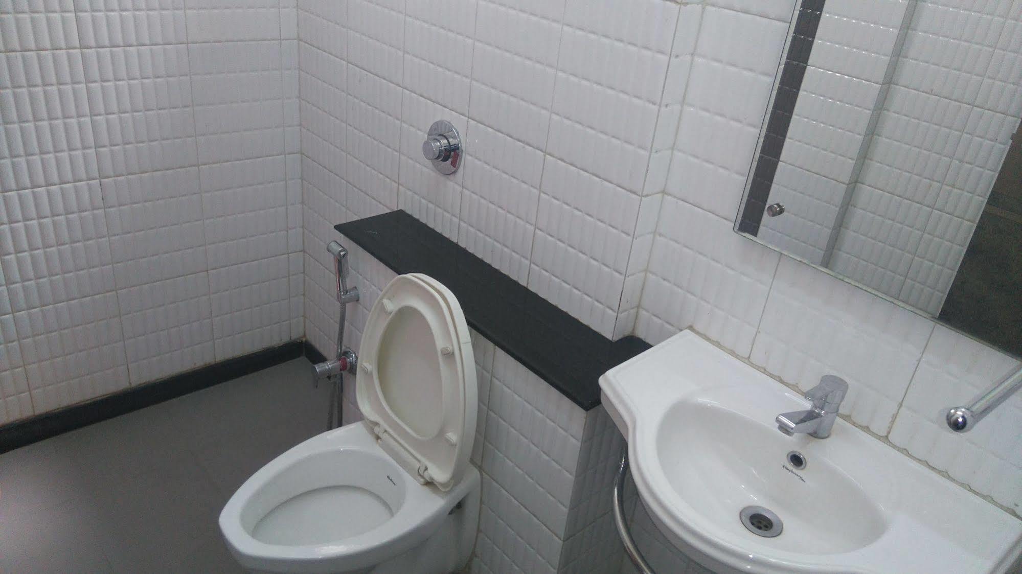 Hotel Manasa Paradise Bengaluru Zewnętrze zdjęcie